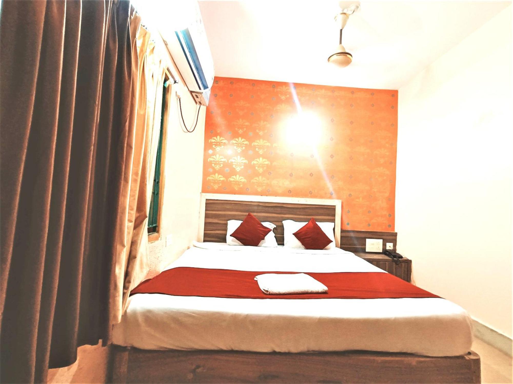 Goroomgo Krishna Residency Puri Near Sea Beach - Spacious Room With Excellent Service Awarded - Best Seller المظهر الخارجي الصورة